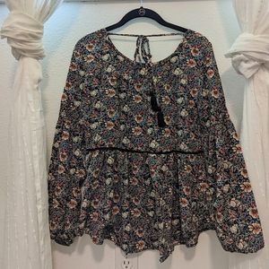 Knox rose floral long sleeve blouse